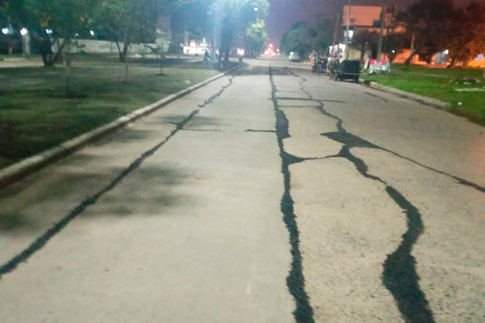 Aplicación sobre calle, arreglo de grietas – Formosa